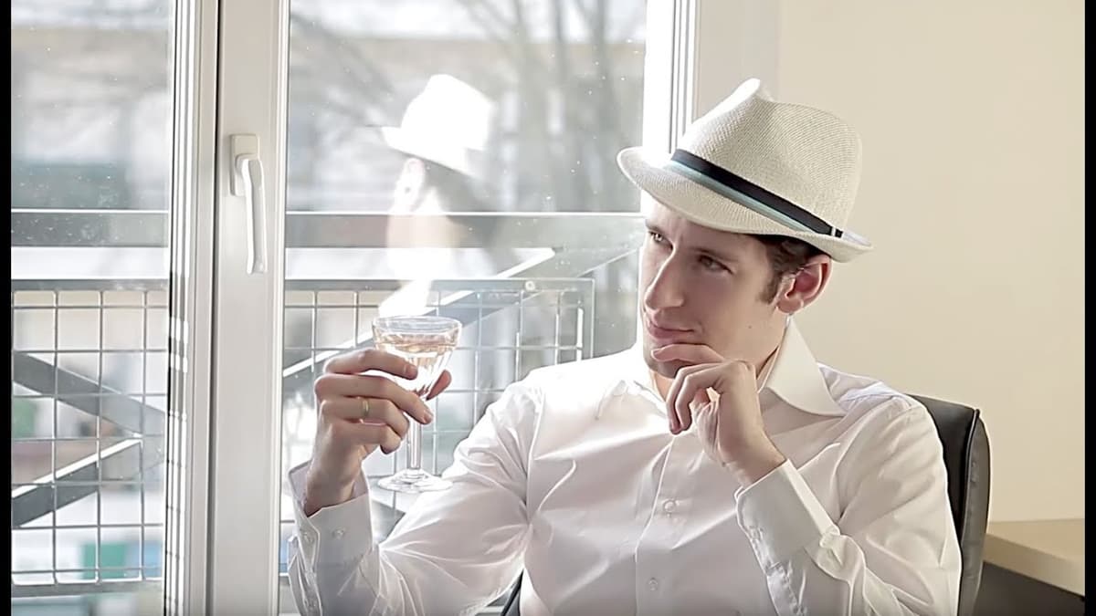 Undercover: Word Party Game third-party video thumbnail